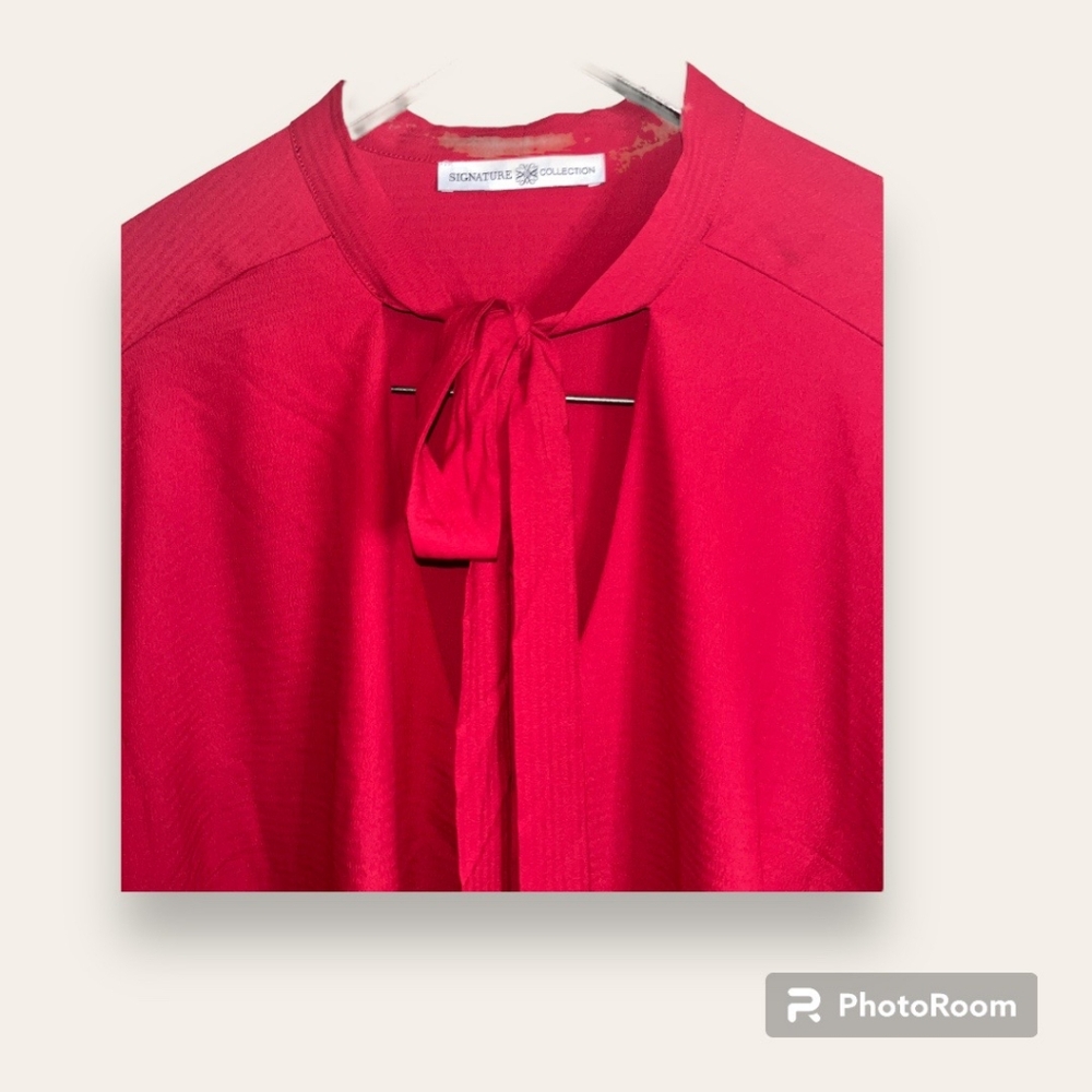 Red Signature Collection Blouse - Picture 4 of 5